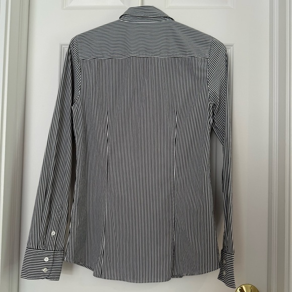 J. Crew Stretch Perfect Button Down Stripe Shirt Size TM - Picture 3 of 9